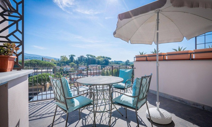 Lamporecchio Apartment | Nice apartment for 4 people with A/C, pool, WIFI, TV, terrace and panoramic view