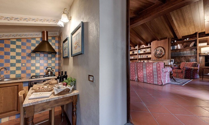 Bucine Apartment | Nice apartment for 2 people with pool, WIFI, A/C, TV, terrace and panoramic view