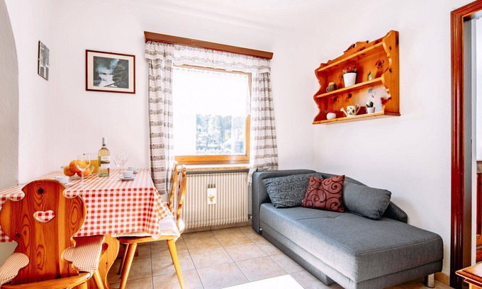 Canazei Apartment | Nice apartment for 2 people with TV and pets allowed