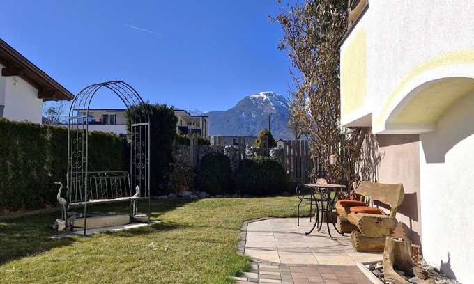 Karres Apartment | Nice apartment for 2 people with WIFI, TV, patio and pets allowed