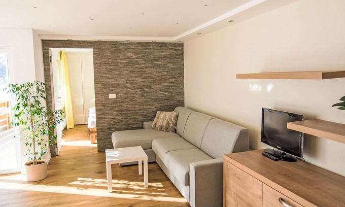 Leukerbad Apartment | Nice apartment for 4 people with WIFI, TV and patio
