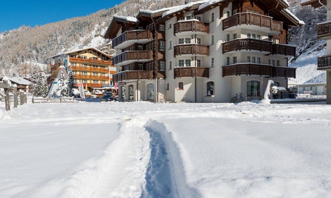 Saas Grund Apartment | Nice apartment for 4 people with WIFI