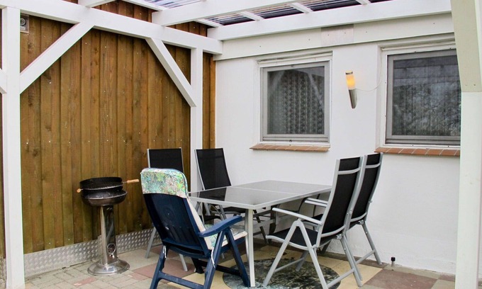 Cuxhaven Apartment | Nice apartment for 4 people with WIFI, TV, terrace and pets allowed