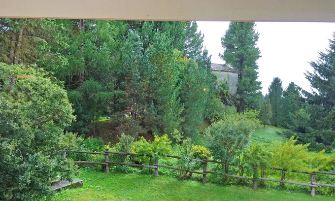 Surlej Apartment | Nice apartment for 4 guests with WIFI, TV, balcony, pets allowed, panoramic view and parking