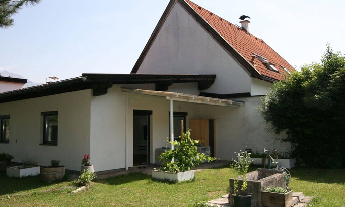 Hoetting Apartment | Nice apartment for 4 people with TV, terrace and pets allowed