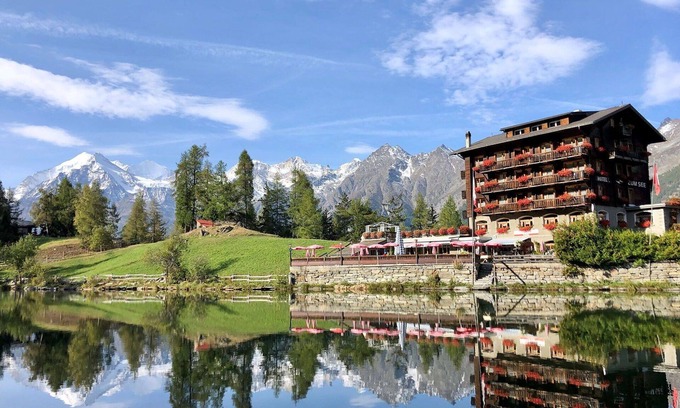 Graechen Apartment | Nice apartment for 4 people with WIFI, TV, patio, panoramic view and parking