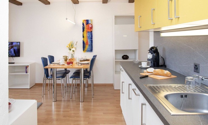 Falera Apartment | Nice apartment for 4 people with pool, WIFI, TV, patio and panoramic view