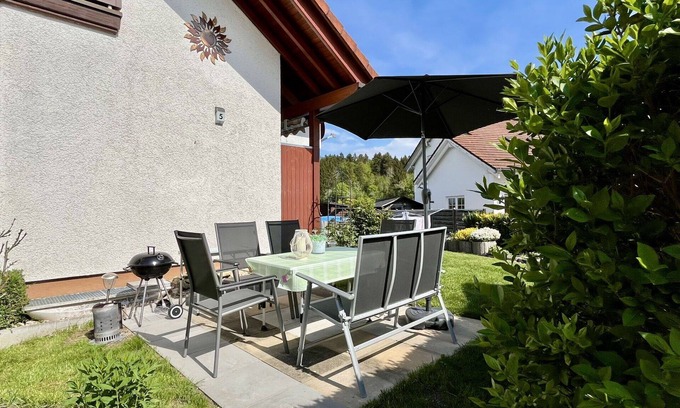Loffingen Apartment | Nice apartment for 6 people with WIFI, TV, patio and panoramic view