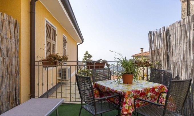 Terzorio Apartment | Nice apartment for 6 guests with A/C, WIFI, balcony and pets allowed