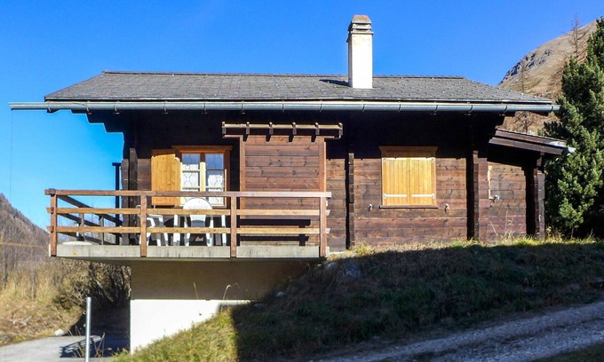 Zinal Apartment | Nice apartment for 6 people with WIFI, TV, balcony and panoramic view