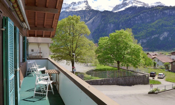 Brienz Apartment | Nice apartment for 7 people with WIFI, TV, terrace and panoramic view