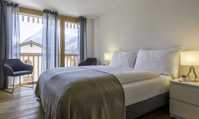 Saas-Balen Apartment | Nice apartment for 7 people with WIFI, TV, balcony and pets allowed