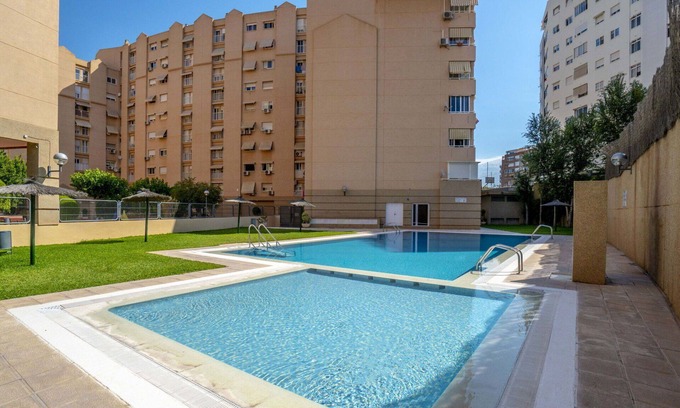 Cabo de las Huertas Apartment | Nice apartment for 7 people with WIFI, A/C, pool, TV, terrace and parking