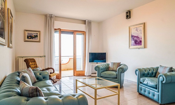 Silvi Apartment | Nice apartment for 8 guests with WIFI, patio and pets allowed