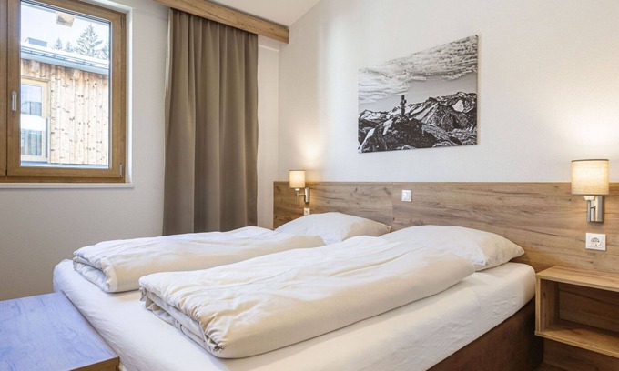 Mittersill Apartment | Nice apartment for 10 people with WIFI, pool, TV and terrace