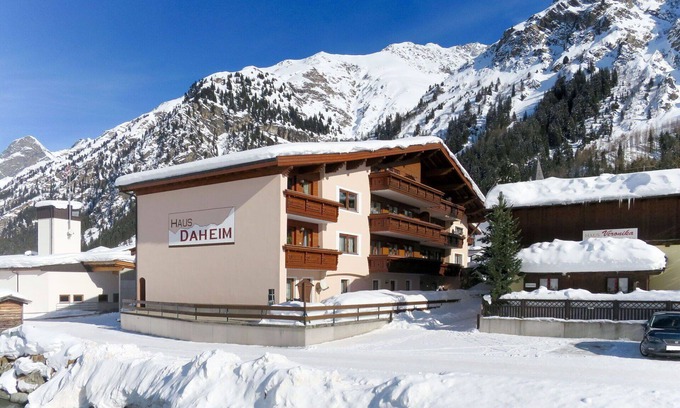 Plangeross Apartment | Nice apartment for 5 guests with WIFI, TV, terrace, pets allowed and parking