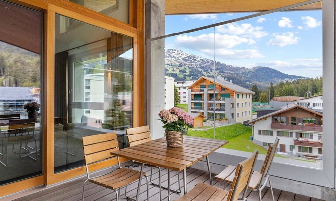 Lenzerheide Apartment | Nice apartment for 6 people with WIFI, TV and balcony