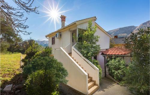 Baska Apartment | Nice Apartment In Bascanska Draga With Wifi