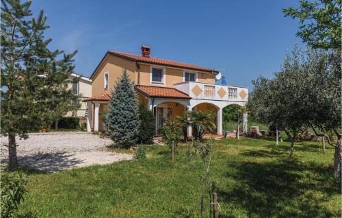 Kastel Apartment | Nice Apartment In Kastel With Kitchen