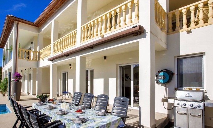 Alcalali Villa | Nice apartment in villa with A/C, private pool, WIFI, TV, patio, pets allowed and panoramic view
