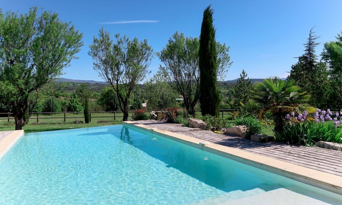 Sigonce Villa | Nice apartment in villa for 8 people with pool, WIFI, TV, patio and pets allowed