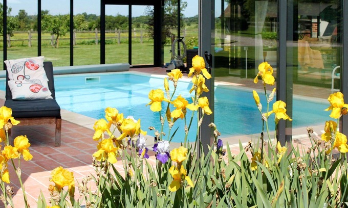 Victot - Pontfol House | Nice apartment in villa for 3 people with pool, WIFI, TV, patio, pets allowed and parking