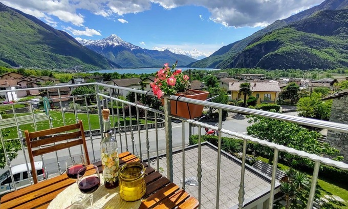Novate Mezzola Apartment | Nice apartment for 5 guests with WIFI, TV and terrace