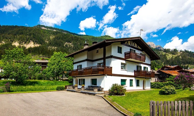 San Giovanni di Fassa Apartment | Nice apartment for 4 people with WIFI, TV, balcony and parking