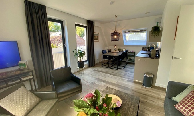 Bergen Apartment | Nice apartment, only 200 m to the center of Bergen and close to the beach!