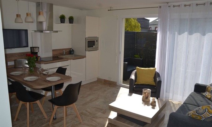 Landerneau Apartment | Nice apartment with terrace in the center