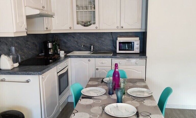 La Madrague Apartment | Nice flat 5min from the BEACH