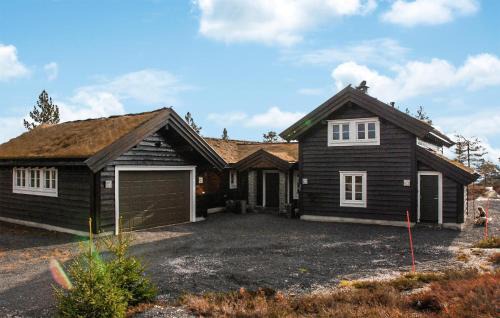 Tørdal House | Nice Home In Drangedal With Kitchen