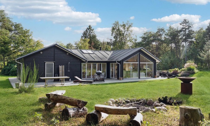 Hojby House | Nice home in Højby with sauna