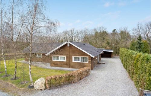 Hovborg House | Nice Home In Hovborg With Kitchen