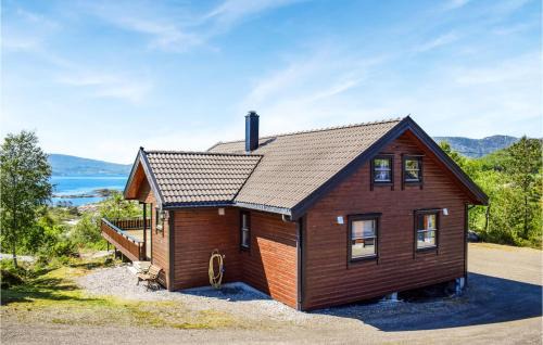 Nedstrand House | Nice Home In Nedstrand With Kitchen