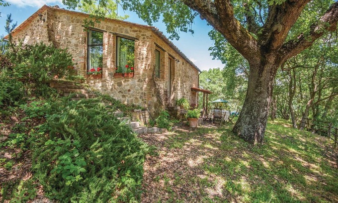 Radicondoli House | Nice home in Radicondoli -SI- with WiFi