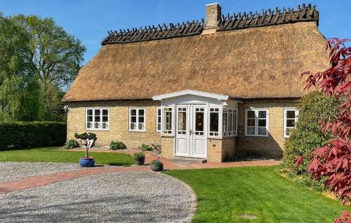 Tolk House | Nice Home In Tolk With Wifi