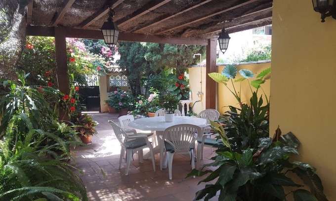 Velilla-Taramay Ski Chalet | Nice House close to the beach in Almuñecar.