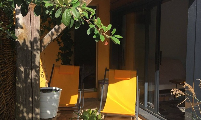 La Rochelle Apartment | Nice little T2 house with garden near beach and town center