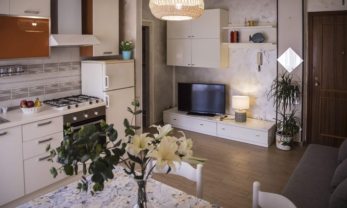 Martinsicuro Apartment | nice one bedroom apartment with sea view.