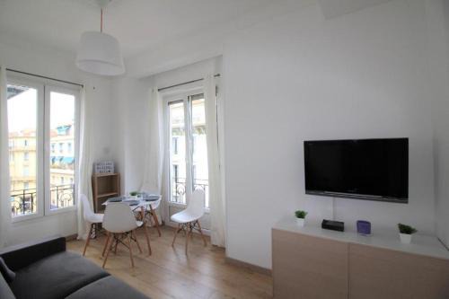 Lepante Quarter Apartment | Nice Renting - NOTRE DAME - Cosy Loft Perfect View on the roofs