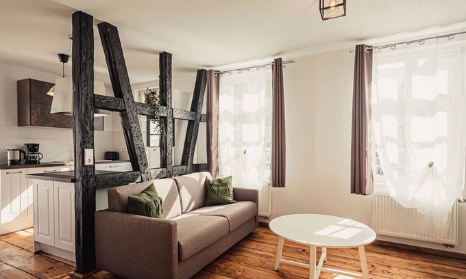 Lahr House | Nice studio apartment (number 7) with a nice balcony to the old town