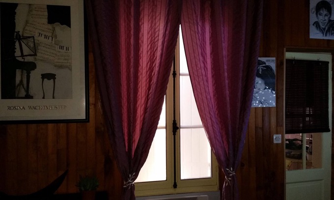 Saintes Apartment | Nice studio in SAINTES