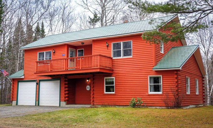 Linneus House | Nickerson Lake Cedar Log Home