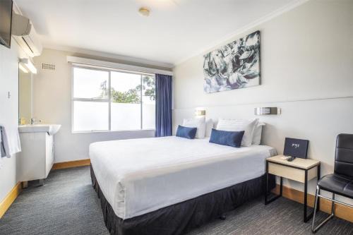 Derwent Park Hotel | Nightcap at Carlyle Hotel