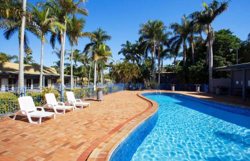 Urangan Hotel | Nightcap at Kondari Resort