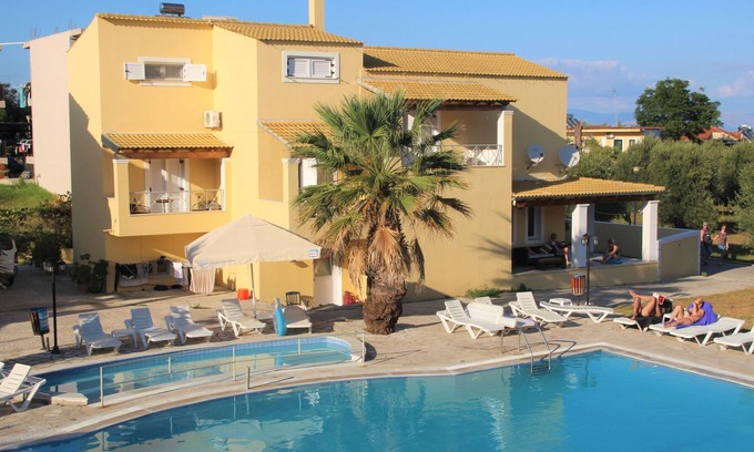 Messonghi House | Nikki's 4 Bedroom House in Moraitika - close to beach and a pool on site.