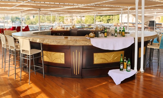 Aswan Boat Rental | Nile Cruise Queen Tiyi every Friday from Aswan 3 nights and every Monday from Luxor 4 nights