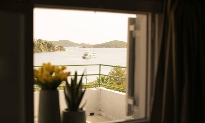 Skiathos Town Hotel | Nimfi Hotel