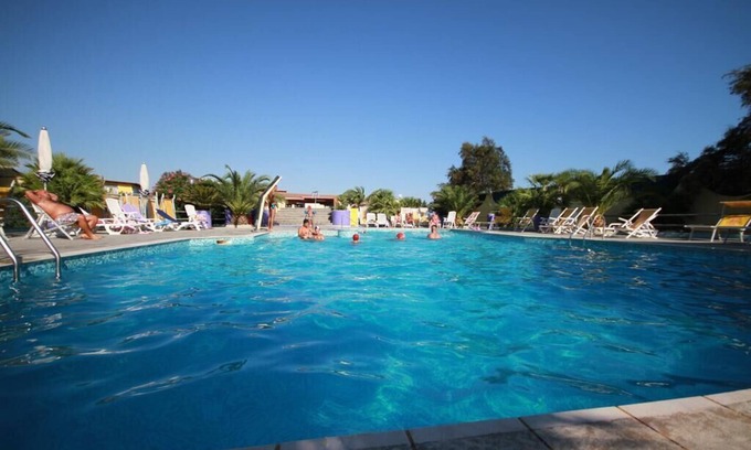Magliacane Resort | Nirvana Club Village